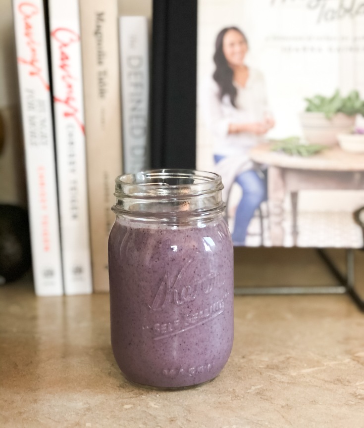 Dr. Hymans morning glory collagen smoothie in a mason jar